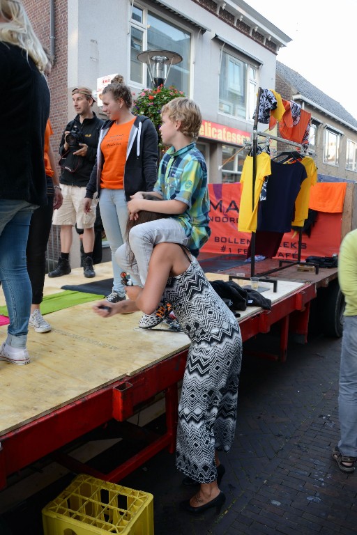 ../Images/Donderdag kermis 427.jpg